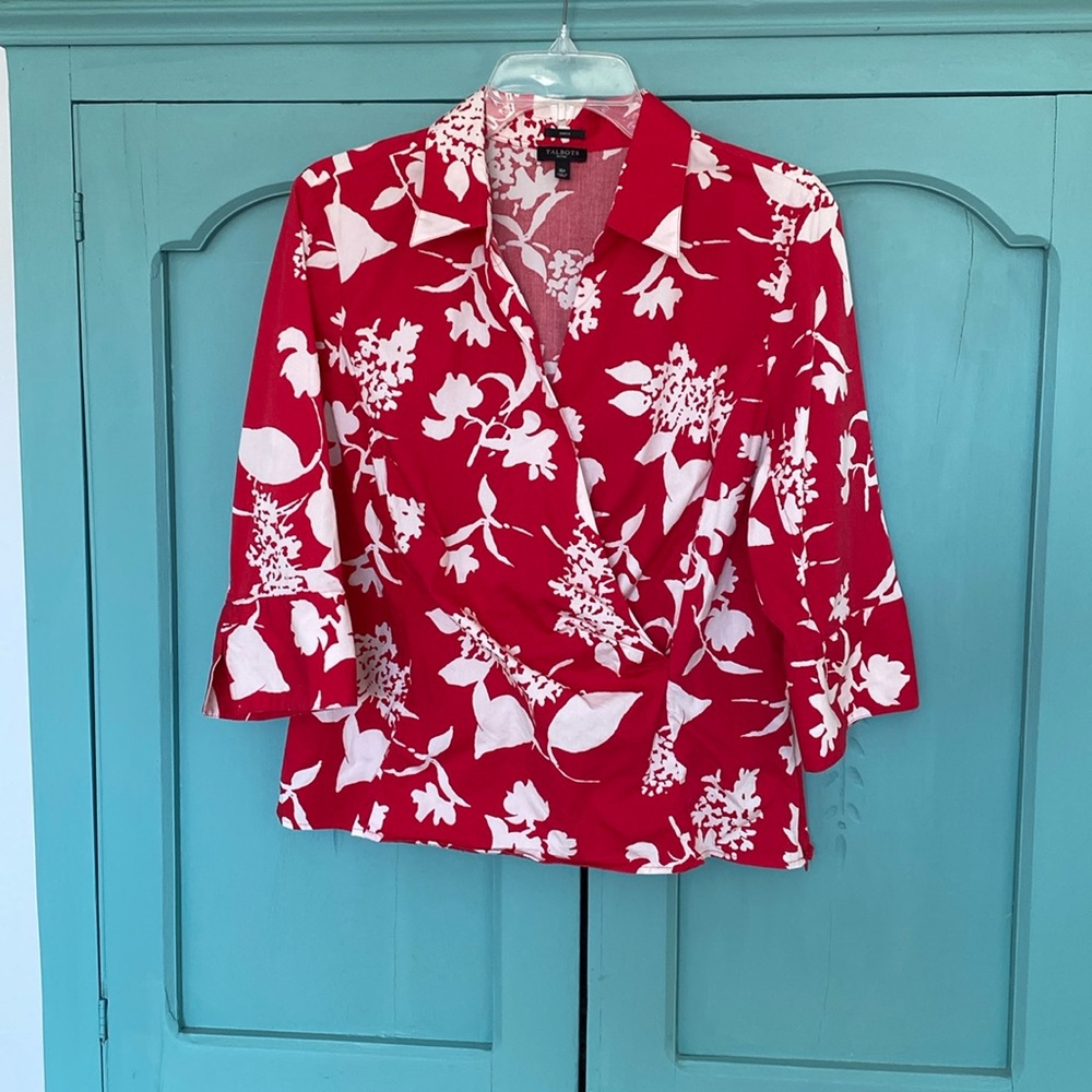 Talbots Petites Stretch Red Floral Print Blouse. 16P